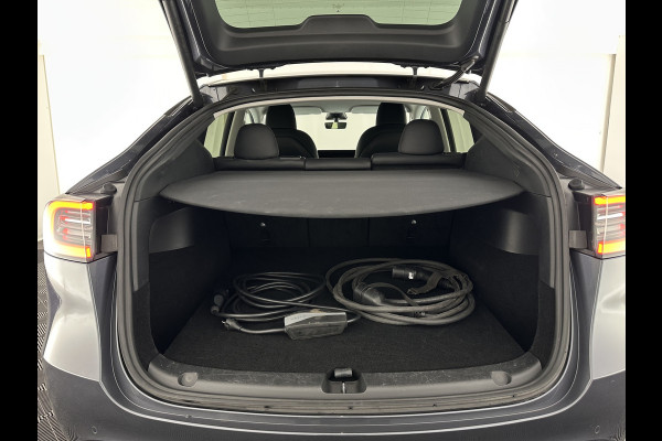 Tesla Model Y Long Range AWD 75 kWh [ 3-Fase-11kW ] {SOH-87%} (INCL-BTW) Aut. *PANO | AUTO-PILOT | LEATHER | NAVI-FULLMAP | MATRIX-LED | KEYLESS | CAMERA | DAB+ | HEATED-COMFORTSEATS | PRIVACY-GLASS | TOPVIEW |  19''ALU*