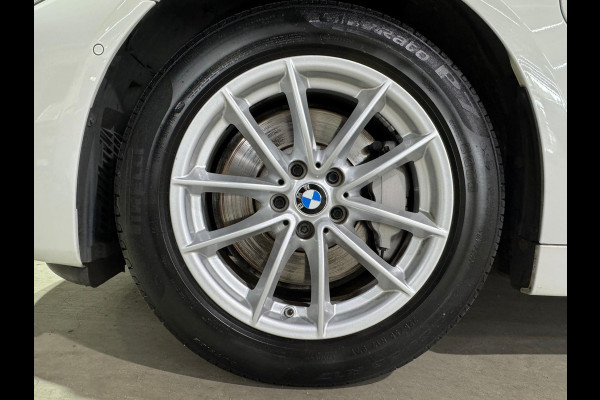 BMW 5 Serie 530e iPerformance Executive Leder/Navi/Camera/Chrome delete