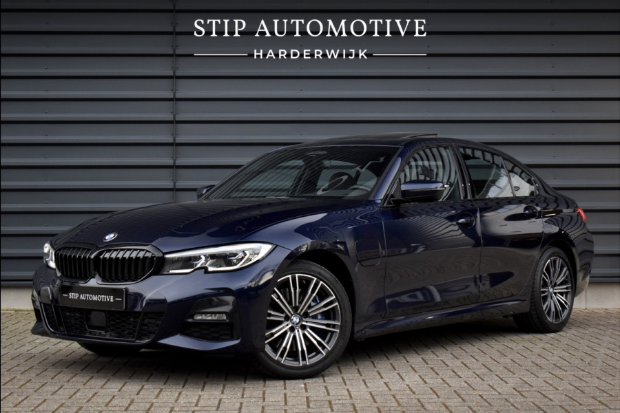 BMW 3 Serie 330e M Sport Individual | Pano | ACC | Laser Light | Memory | Harman/Kardon | Camera |