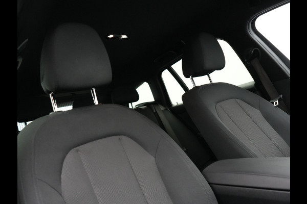 BMW 3 Serie Touring 320e Advantage Plug In Hybrid 204pk Dealer O.H. PHEV | Head Up | Cruise Control | Apple Carplay | Navigatie | Virtual | DAB | 17" L.M |