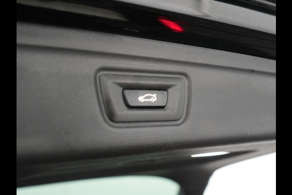 BMW 3 Serie Touring 320e Advantage Plug In Hybrid 204pk Dealer O.H. PHEV | Head Up | Cruise Control | Apple Carplay | Navigatie | Virtual | DAB | 17" L.M |