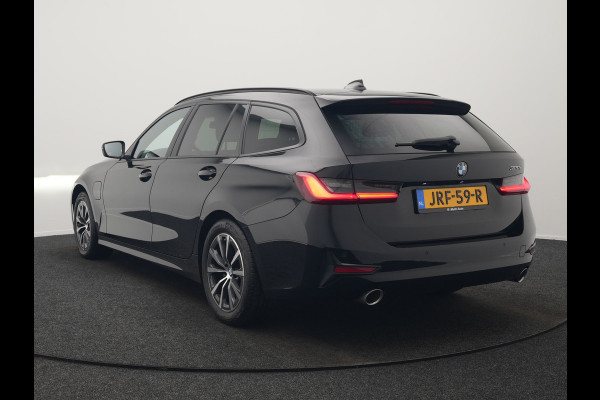 BMW 3 Serie Touring 320e Advantage Plug In Hybrid 204pk Dealer O.H. PHEV | Head Up | Cruise Control | Apple Carplay | Navigatie | Virtual | DAB | 17" L.M |