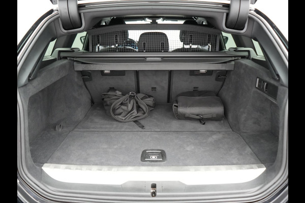 BMW 3 Serie Touring 320e Advantage Plug In Hybrid 204pk Dealer O.H. PHEV | Head Up | Cruise Control | Apple Carplay | Navigatie | Virtual | DAB | 17" L.M |