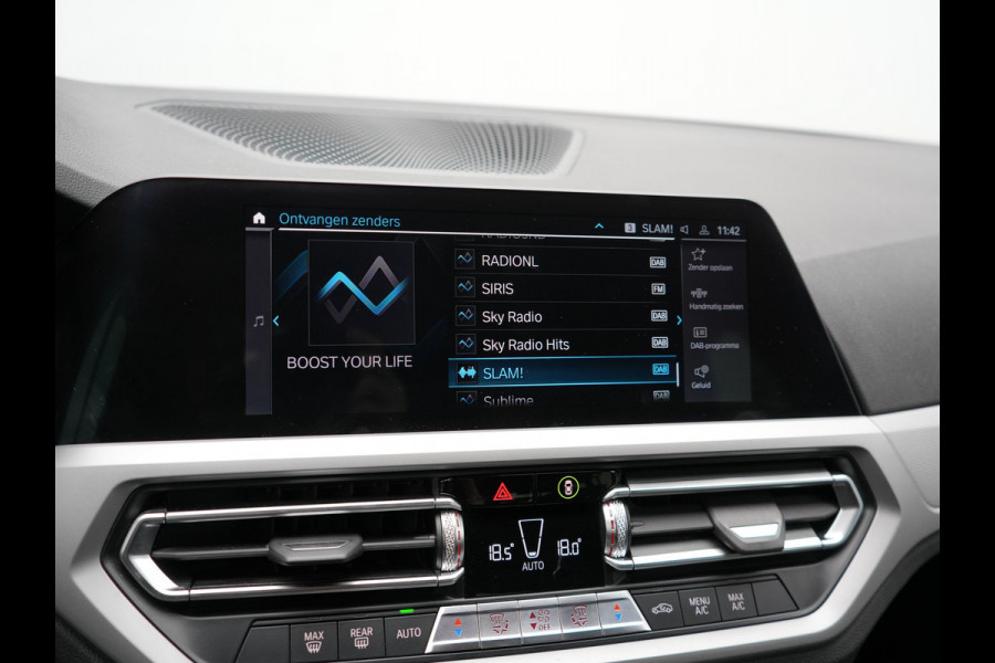 BMW 3 Serie Touring 320e Advantage Plug In Hybrid 204pk Dealer O.H. PHEV | Head Up | Cruise Control | Apple Carplay | Navigatie | Virtual | DAB | 17" L.M |