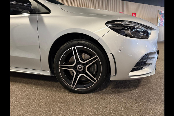 Mercedes-Benz B-Klasse 250e AMG STYLING-PANORAMA-KEYLESS-DISCTRONIC-CAMERA-HEAD UP-ZEER COMPLEET