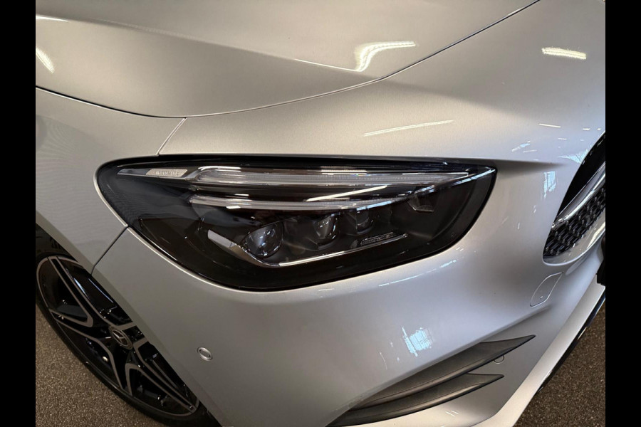 Mercedes-Benz B-Klasse 250e AMG STYLING-PANORAMA-KEYLESS-DISCTRONIC-CAMERA-HEAD UP-ZEER COMPLEET