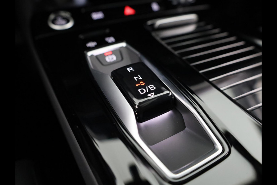 Audi Q6 e-tron Advanced edition 83Kwh 252 pk SUV | Tech pakket plus | Glazen panoramadak | Sportstoelen | Frunk |