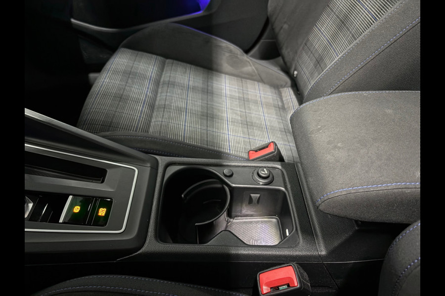 Volkswagen Golf 1.4 eHybrid GTE Pano*Sfeer*keyless*