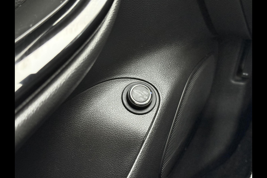 Opel Astra Sports Tourer 1.4 Innovation Dealer Onderhouden,Trekhaak,Navi,Camera,Halfleder,150pk,Rijstrooksensor,Clima,Cruise,PDC V+A,Keyless,BSD,Elekt.Stoel,Nieuwe Apk bij Aflevering