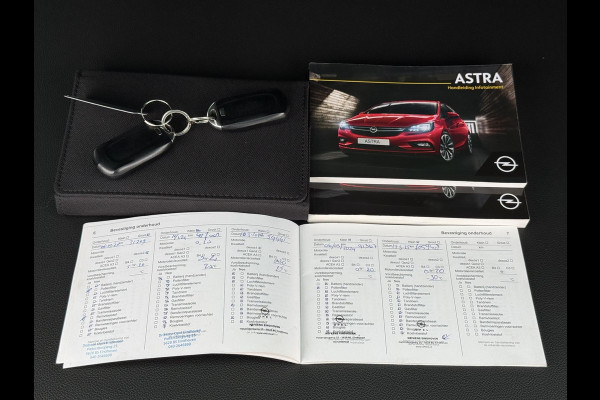 Opel Astra Sports Tourer 1.4 Innovation Dealer Onderhouden,Trekhaak,Navi,Camera,Halfleder,150pk,Rijstrooksensor,Clima,Cruise,PDC V+A,Keyless,BSD,Elekt.Stoel,Nieuwe Apk bij Aflevering