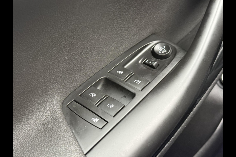 Opel Astra Sports Tourer 1.4 Innovation Dealer Onderhouden,Trekhaak,Navi,Camera,Halfleder,150pk,Rijstrooksensor,Clima,Cruise,PDC V+A,Keyless,BSD,Elekt.Stoel,Nieuwe Apk bij Aflevering