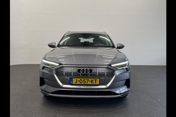 Audi e-tron 50 quattro Business edition Plus 71 kWh | Panoramadak | Navigatie | Parkeersensoren | Adaptive Cruise Control | Memory stoelen | Stoelverwarming | Full Led | Climate Control | Virtual Cockpit | Lichtmetalen velgen
