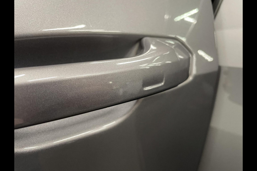 Audi e-tron 50 quattro Business edition Plus 71 kWh | Panoramadak | Navigatie | Parkeersensoren | Adaptive Cruise Control | Memory stoelen | Stoelverwarming | Full Led | Climate Control | Virtual Cockpit | Lichtmetalen velgen