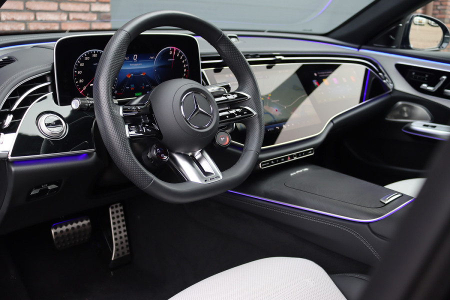 Mercedes-Benz E-Klasse Estate AMG 53 4MATIC+ Premium+ | Hyperscreen | Achterasbesturing | Distronic | Zonweringspakket | Trekhaak | Verwarmd Stuurwiel | HUD | Burmester | 3D-Display |