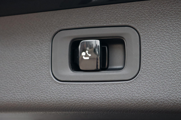 Mercedes-Benz E-Klasse Estate AMG 53 4MATIC+ Premium+ | Hyperscreen | Achterasbesturing | Distronic | Zonweringspakket | Trekhaak | Verwarmd Stuurwiel | HUD | Burmester | 3D-Display |