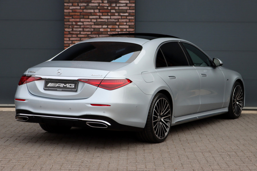 Mercedes-Benz S-Klasse 580 e 4MATIC Lang AMG Line | Airmatic | Achterasbesturing | Premium Entertainment Achter | HUD | Distronic+ | Burmester | Exclusief Nappa Leder | 3D-Display | Vlakkenverwarming | Zonweringspakket |