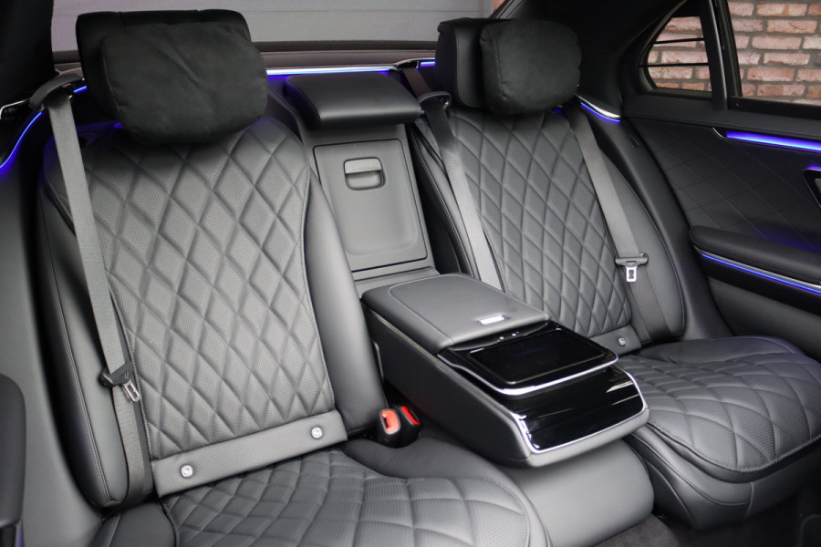 Mercedes-Benz S-Klasse 580 e 4MATIC Lang AMG Line | Airmatic | Achterasbesturing | Premium Entertainment Achter | HUD | Distronic+ | Burmester | Exclusief Nappa Leder | 3D-Display | Vlakkenverwarming | Zonweringspakket |