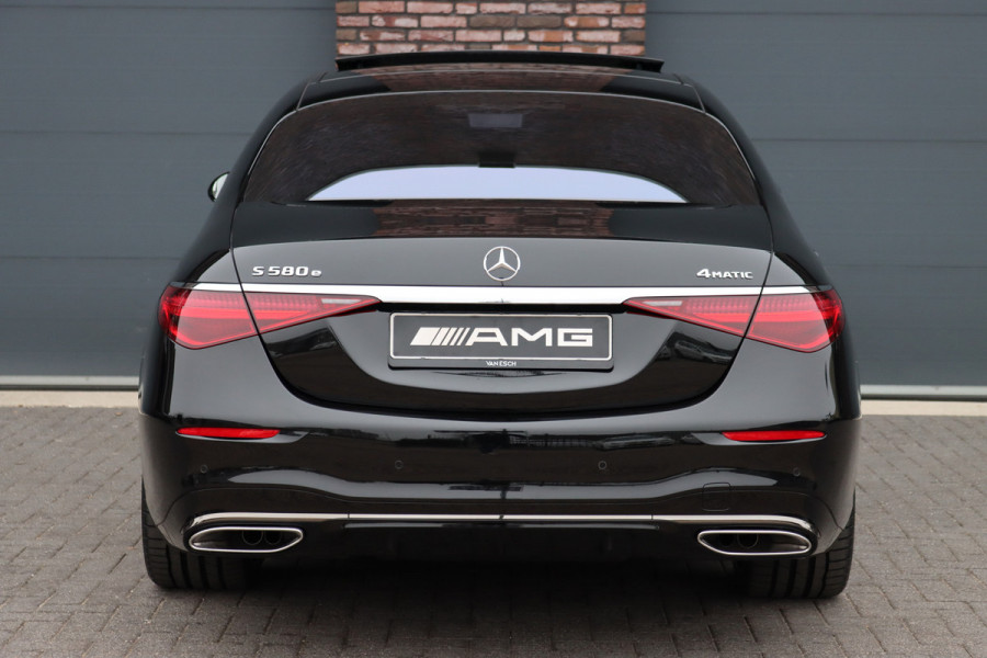 Mercedes-Benz S-Klasse 580 e 4MATIC Lang AMG Line | Airmatic | Achterasbesturing | Distronic+ | Chauffeurspakket | Zonweringpakket | Massage | Stoelventilatie | MBUX Tablet | Vlakkenverwarming | Soft-Close |