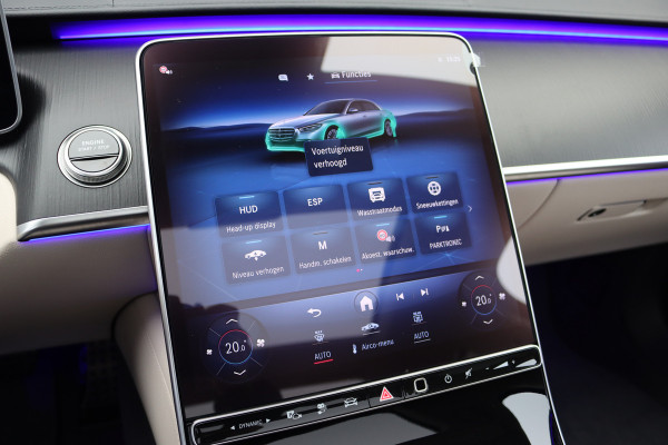 Mercedes-Benz S-Klasse 580 e 4MATIC Lang AMG Line | Airmatic | Achterasbesturing | Distronic+ | Chauffeurspakket | Zonweringpakket | Massage | Stoelventilatie | MBUX Tablet | Vlakkenverwarming | Soft-Close |