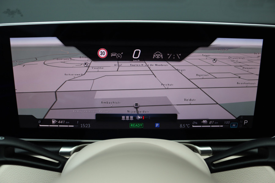 Mercedes-Benz S-Klasse 580 e 4MATIC Lang AMG Line | Airmatic | Achterasbesturing | Distronic+ | Chauffeurspakket | Zonweringpakket | Massage | Stoelventilatie | MBUX Tablet | Vlakkenverwarming | Soft-Close |