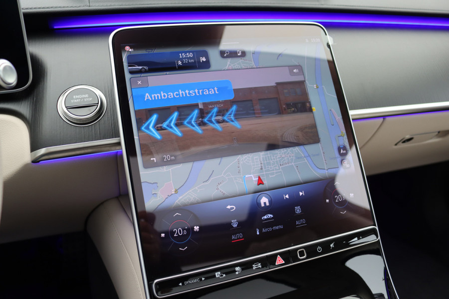 Mercedes-Benz S-Klasse 580 e 4MATIC Lang AMG Line | Airmatic | Achterasbesturing | Distronic+ | Chauffeurspakket | Zonweringpakket | Massage | Stoelventilatie | MBUX Tablet | Vlakkenverwarming | Soft-Close |