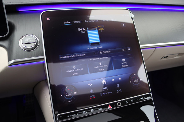 Mercedes-Benz S-Klasse 580 e 4MATIC Lang AMG Line | Airmatic | Achterasbesturing | Distronic+ | Chauffeurspakket | Zonweringpakket | Massage | Stoelventilatie | MBUX Tablet | Vlakkenverwarming | Soft-Close |