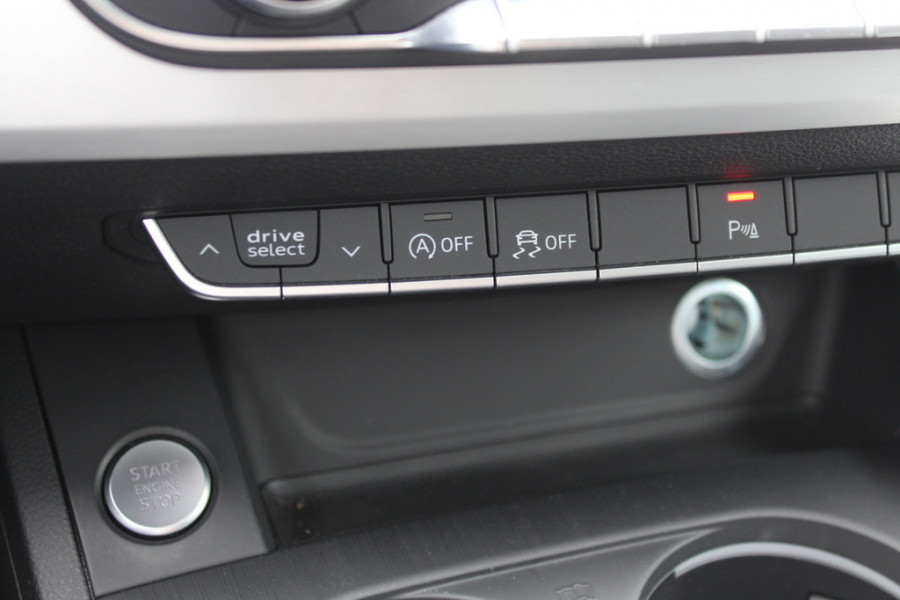 Audi A5 Sportback 1.4 TFSI Sport S-line Edition / Navigatie / Half leder / Parkeerhulp achter / 18'' / LED Koplampen / Cruise Control