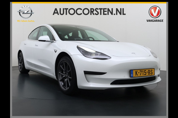 Tesla Model 3 RWD SR+ 60kWh 325PK 18"Lmv AutoPilot Leder PanoDak Adaptive-Cruise Lmv Camera's Elektr.-Stuur+Stoelen+Spiegels+Geheugen+Easy-Ent Navi LED Comfortstoelen ACC DAB Voorverwarmen interieur via App Keyless via Telefoonsleutel One-Pedal-Drive 1e Eigenaar Origineel Nederlandse auto tot 11kw laden thuis!