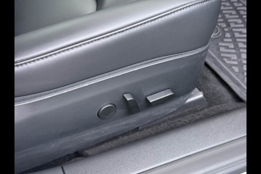 Tesla Model 3 RWD SR+ 60kWh 325PK 18"Lmv AutoPilot Leder PanoDak Adaptive-Cruise Lmv Camera's Elektr.-Stuur+Stoelen+Spiegels+Geheugen+Easy-Ent Navi LED Comfortstoelen ACC DAB Voorverwarmen interieur via App Keyless via Telefoonsleutel One-Pedal-Drive 1e Eigenaar Origineel Nederlandse auto tot 11kw laden thuis!