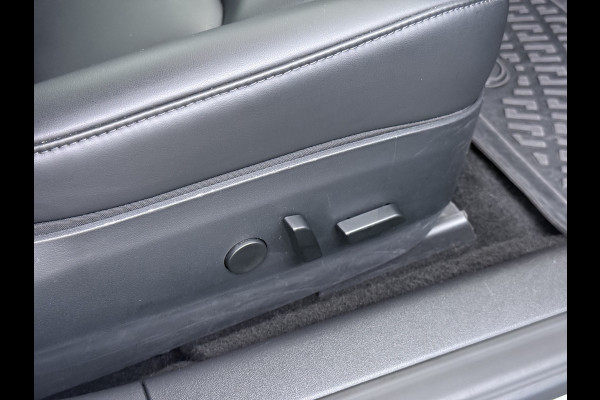 Tesla Model 3 RWD SR+ 60kWh 325PK 18"Lmv AutoPilot Leder PanoDak Adaptive-Cruise Lmv Camera's Elektr.-Stuur+Stoelen+Spiegels+Geheugen+Easy-Ent Navi LED Comfortstoelen ACC DAB Voorverwarmen interieur via App Keyless via Telefoonsleutel One-Pedal-Drive 1e Eigenaar Origineel Nederlandse auto tot 11kw laden thuis!