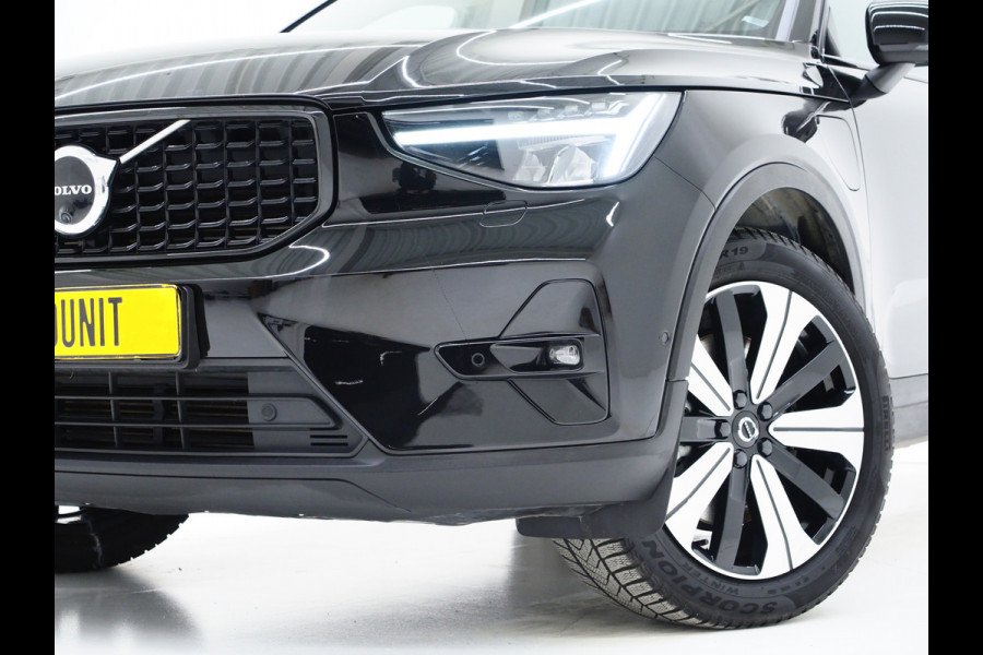 Volvo XC40 1.5 T5 Plug-in hybrid Ultimate Dark | Panoramadak | Pilot Assist | Harman/Kardon | Leder | Keyless | 360 | BLIS | Carplay