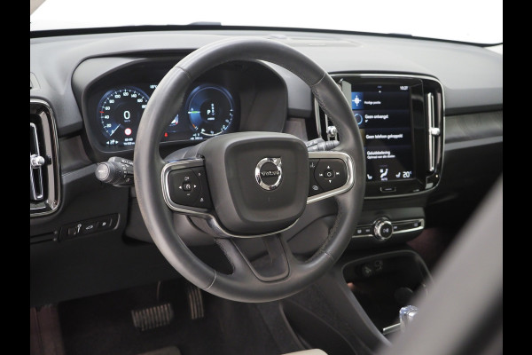 Volvo XC40 1.5 T5 Plug-in hybrid Ultimate Dark | Panoramadak | Pilot Assist | Harman/Kardon | Leder | Keyless | 360 | BLIS | Carplay