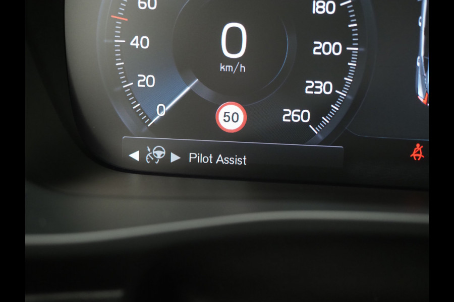 Volvo XC40 1.5 T5 Plug-in hybrid Ultimate Dark | Panoramadak | Pilot Assist | Harman/Kardon | Leder | Keyless | 360 | BLIS | Carplay