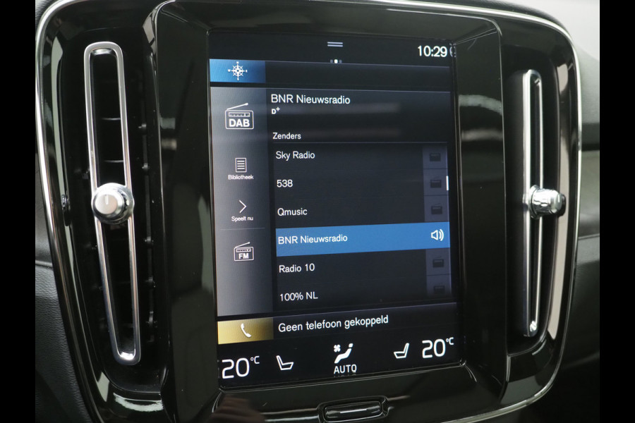 Volvo XC40 1.5 T5 Plug-in hybrid Ultimate Dark | Panoramadak | Pilot Assist | Harman/Kardon | Leder | Keyless | 360 | BLIS | Carplay