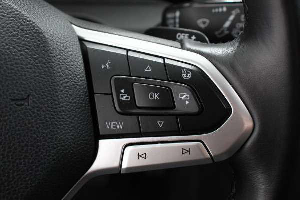 Volkswagen Golf Variant 1.5 eTSI 150pk DSG Style | Navigatie | Apple Carplay/Android Auto | Lane Assist | Dodehoek Assistent | Head-up Display |Park Assist | Parkeersensoren | Camera | Stuur- en stoelverwarming | Keyless Entry/Start | LED-verlichting voor