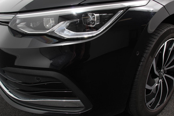 Volkswagen Golf Variant 1.5 eTSI 150pk DSG Style | Navigatie | Apple Carplay/Android Auto | Lane Assist | Dodehoek Assistent | Head-up Display |Park Assist | Parkeersensoren | Camera | Stuur- en stoelverwarming | Keyless Entry/Start | LED-verlichting voor