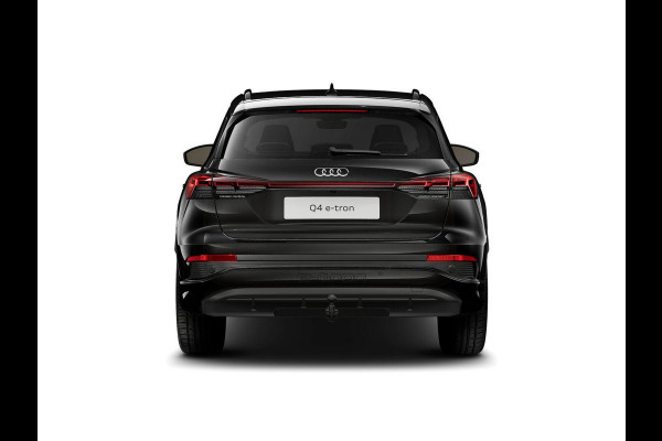 Audi Q4 e-tron 40 S edition 77 kWh 204pk | Panoramadak | Elektrisch verstelbare voorstoelen | Memory | Head Up Display | Trekhaak