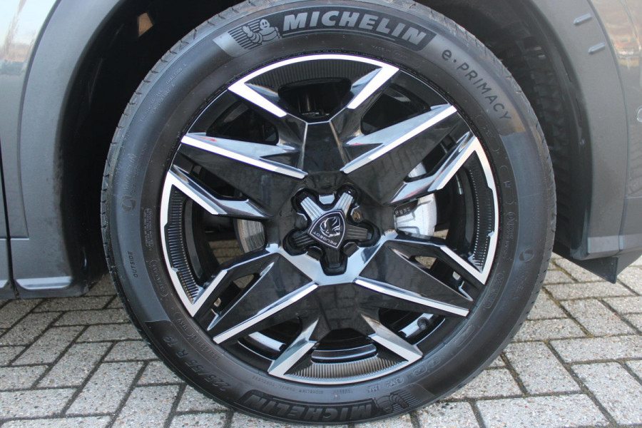 Peugeot 3008 1.2 Hybrid 145PK GT | PANORAMISCH SCHUIF / KANTELDAK | ELEKTRISCH BEDIENBARE ACHTERKLEP | AFNEEMBARE TREKHAAK | NAVIGATIE | FOCAL PREMIUM AUDIO SYSTEEM | DRAADLOZE APPLE CARPLAY/ANDROID AUTO | DRAADLOOS LADEN  | SFEER VERLICHTING | ACHTERUITRIJ CAMERA | PARKEERSENSOREN VOOR EN ACHTER | FULL LED KOPLAMPEN | KEYLESS ENTRY/START | ADAPTIVE CRUISE CONTROL | STOEL/STUUR VERWARMING | LICHTMETALEN VELGEN 19" | DODEHOEK DETECTIE |