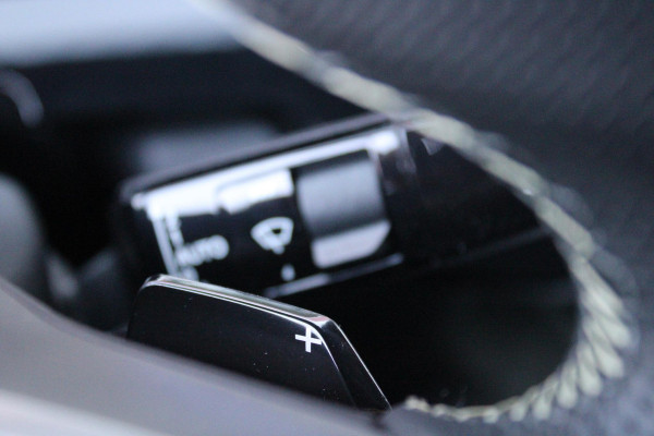 Peugeot 3008 1.2 Hybrid 145PK GT | PANORAMISCH SCHUIF / KANTELDAK | ELEKTRISCH BEDIENBARE ACHTERKLEP | AFNEEMBARE TREKHAAK | NAVIGATIE | FOCAL PREMIUM AUDIO SYSTEEM | DRAADLOZE APPLE CARPLAY/ANDROID AUTO | DRAADLOOS LADEN  | SFEER VERLICHTING | ACHTERUITRIJ CAMERA | PARKEERSENSOREN VOOR EN ACHTER | FULL LED KOPLAMPEN | KEYLESS ENTRY/START | ADAPTIVE CRUISE CONTROL | STOEL/STUUR VERWARMING | LICHTMETALEN VELGEN 19" | DODEHOEK DETECTIE |