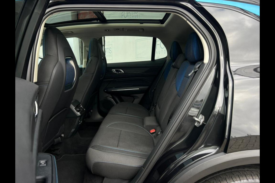 Lynk & Co 01 1.5 NL AUTO | 360 GRADEN CAMERA | STOELVERW | PANO |