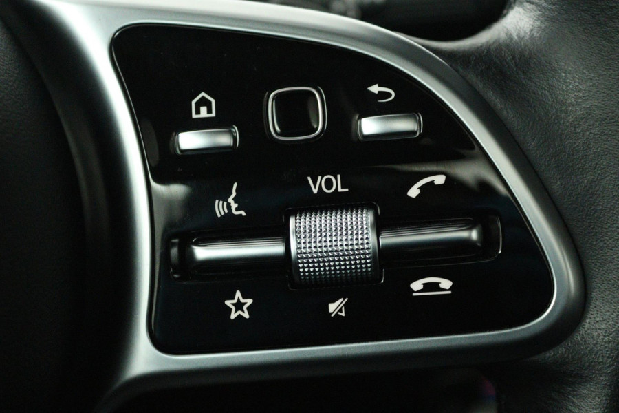 Mercedes-Benz A-Klasse 250 e Business Solution Luxury Limited (PANORAMADAK, STOELVERWARMING, ELEKTR STOELEN, SFEERVERLICHTING)