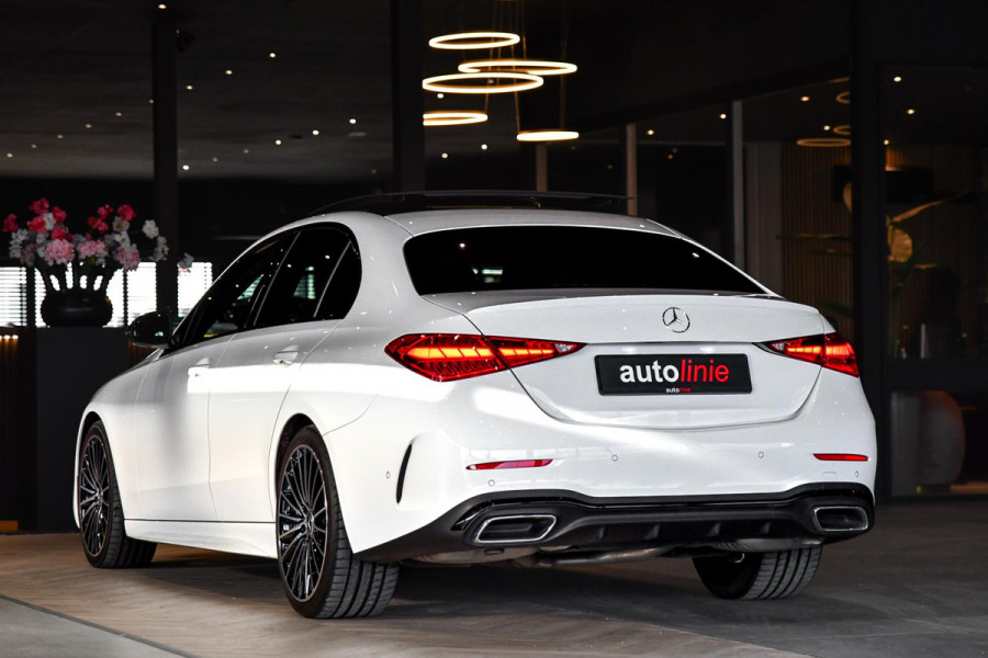 Mercedes-Benz C-Klasse 300 AMG Night. Pano, Carbon, Digital, Camera, Dodeh, 19'', CarPlay!