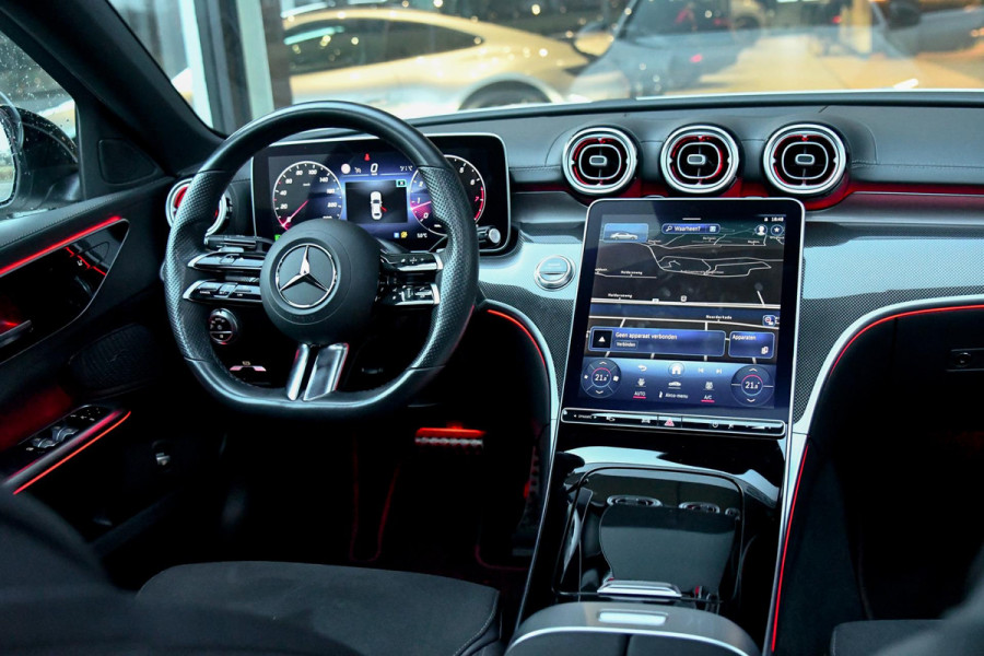 Mercedes-Benz C-Klasse 300 AMG Night. Pano, Carbon, Digital, Camera, Dodeh, 19'', CarPlay!