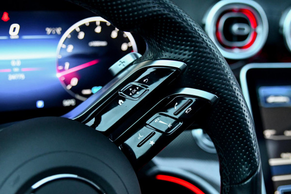 Mercedes-Benz C-Klasse 300 AMG Night. Pano, Carbon, Digital, Camera, Dodeh, 19'', CarPlay!