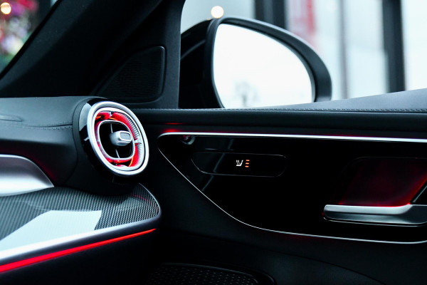 Mercedes-Benz C-Klasse 300 AMG Night. Pano, Carbon, Digital, Camera, Dodeh, 19'', CarPlay!