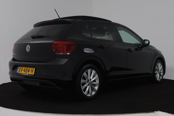 Volkswagen Polo 1.0 TSI Highline (PANORAMADAK, CRUISE ADAPTIEF, NAVIGATIE CARPLAY, PARKEERSENSOREN, AUTOMAAT)
