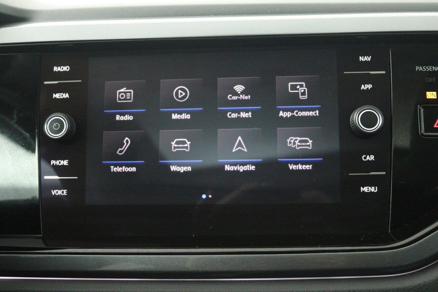 Volkswagen Polo 1.0 TSI Highline (PANORAMADAK, CRUISE ADAPTIEF, NAVIGATIE CARPLAY, PARKEERSENSOREN, AUTOMAAT)