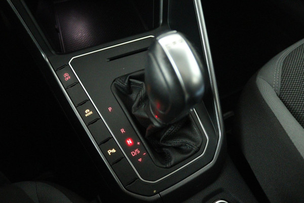 Volkswagen Polo 1.0 TSI Highline (PANORAMADAK, CRUISE ADAPTIEF, NAVIGATIE CARPLAY, PARKEERSENSOREN, AUTOMAAT)