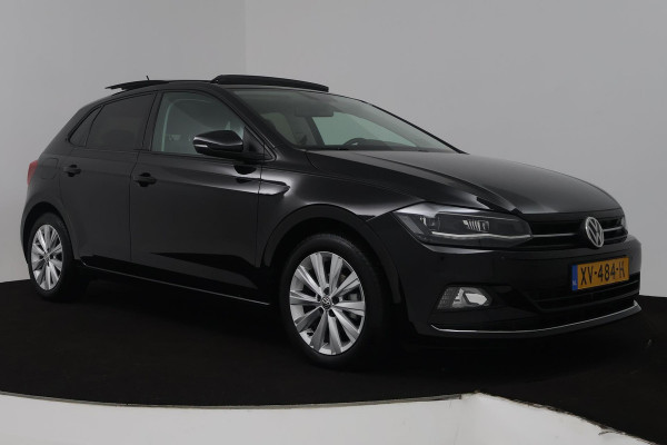 Volkswagen Polo 1.0 TSI Highline (PANORAMADAK, CRUISE ADAPTIEF, NAVIGATIE CARPLAY, PARKEERSENSOREN, AUTOMAAT)