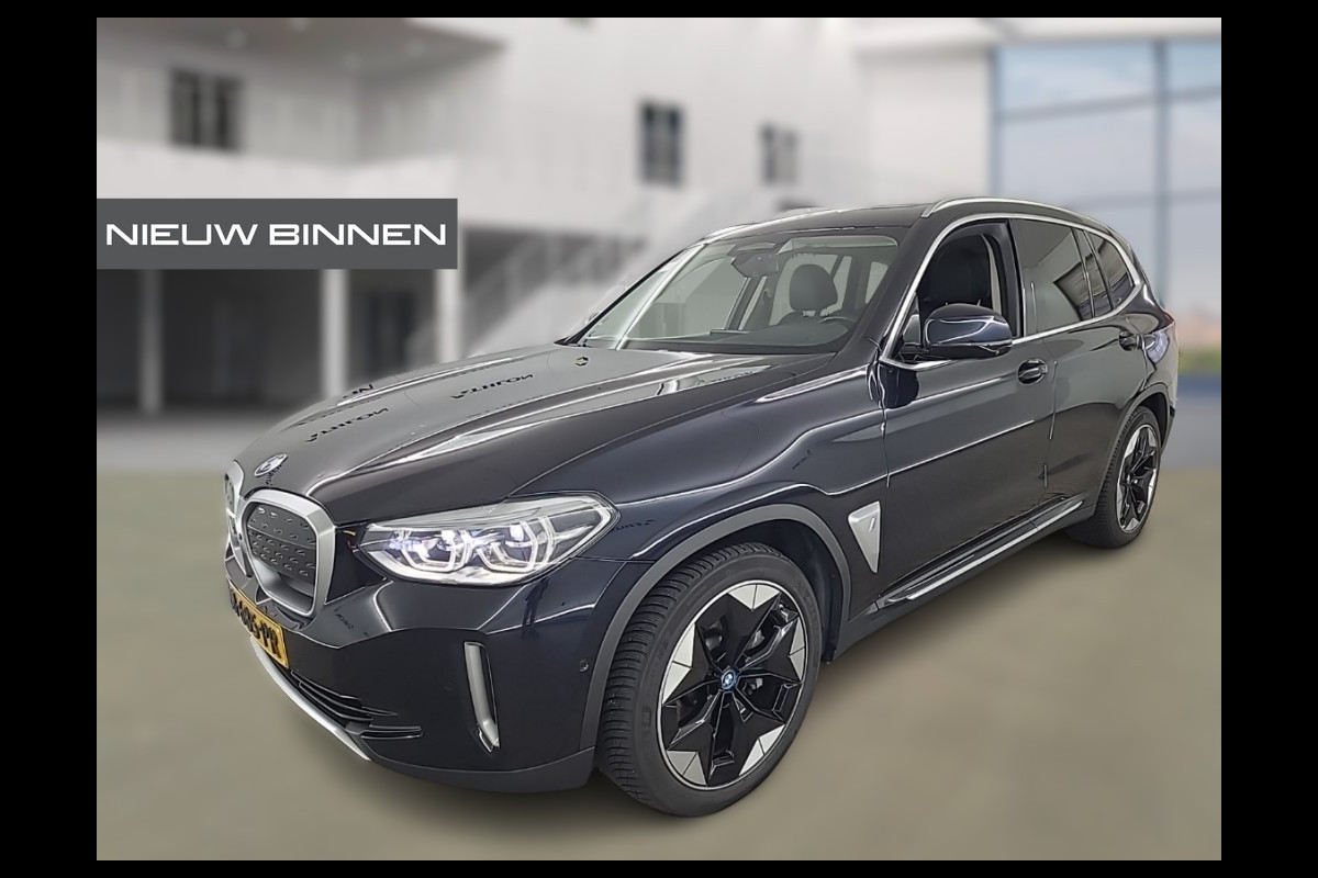 BMW iX3 High Executive 80 kWh | Panoramadak | Keyless | Stoelverwarming | Harman Kardon | Memory Seat | Head-Up Display | 360 Camera | Adaptief Onderstel | Trekhaak | Adaptive LED | Elektrische Stoelen | Apple Carplay |
